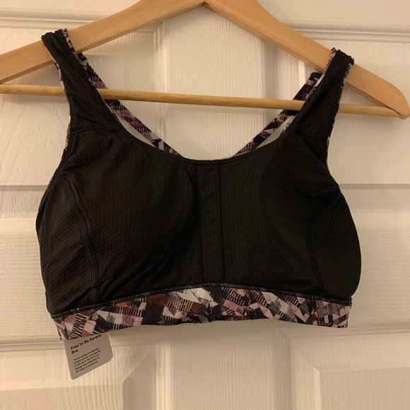 NWT Lululemon Free To Be Serene Bra Size 4 - Picture 3 of 9